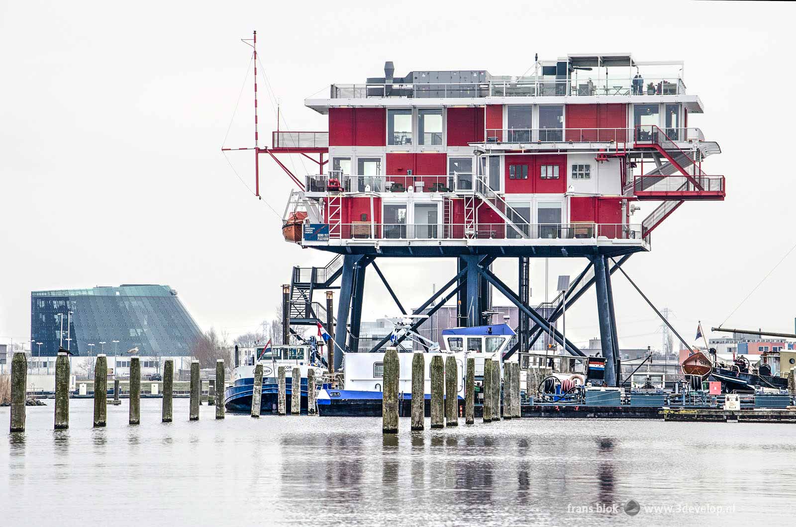 Voormalig booreiland en piratennest het REM-eiland in de Houthaven in Amsterdam, een van de locaties van Open Torens Amsterdam