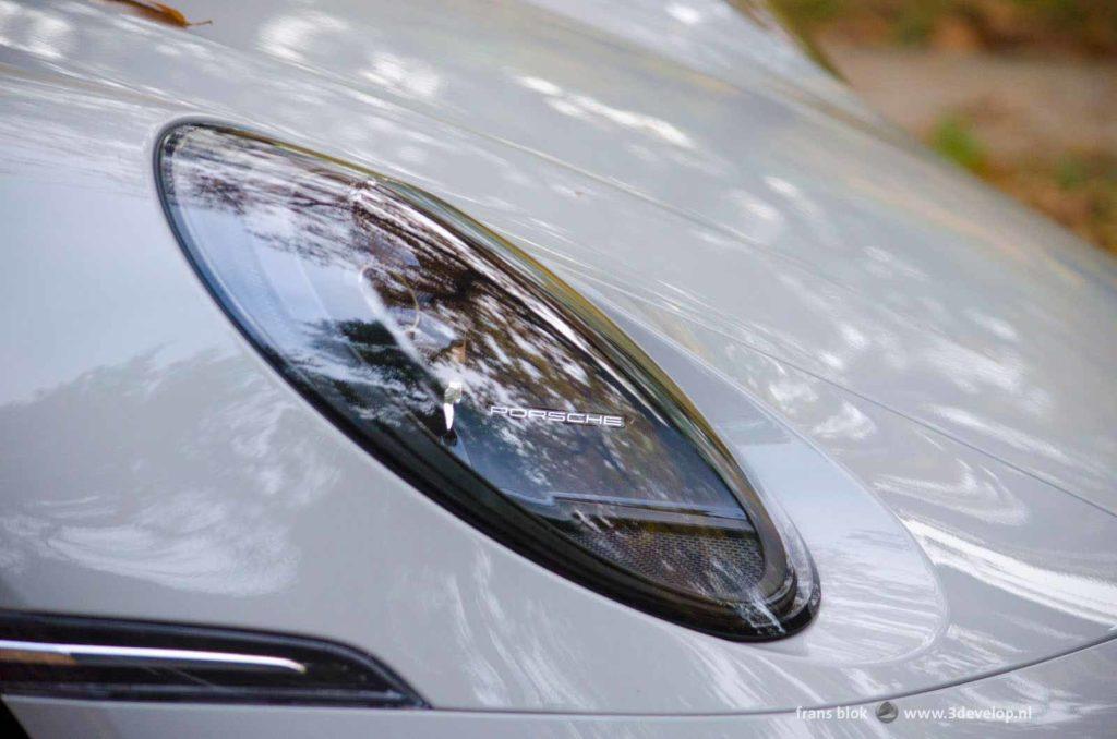 Headlight of a Porsche 992 Targa 4 GTS