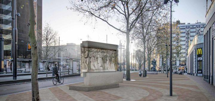 Artist impression of the sculpture by Hendrik van den Eijnde from the facade of architect W.M.Dudok's Bijenkorf department store, back on its original location on Coolsingel in Rotterdam