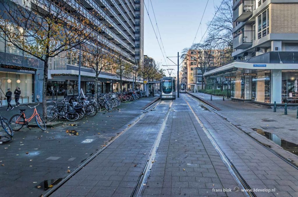 Many unnecessary pavement tiles at Van Oldenbarneveltplaats in the heart of Rotterdam